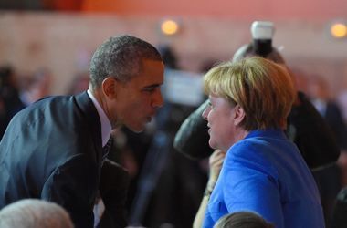 Обама обсудил с Меркель ситуацию в Украину и Сирии
