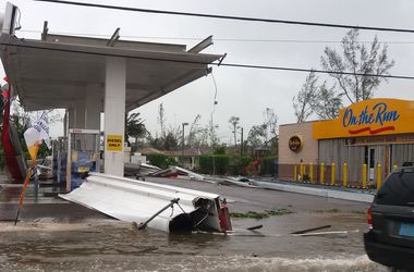 Смертоносный ураган "Мэттью" убил уже более 330 человек - СМИ