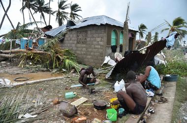 Жертвами урагана "Мэттью" на Гаити стали больше 840 человек