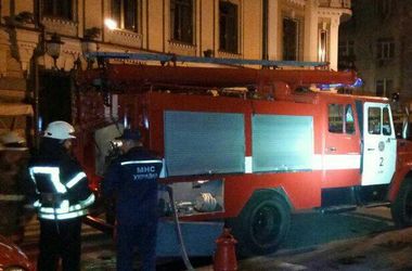 В Киеве киоск сгорел вместе с охранником