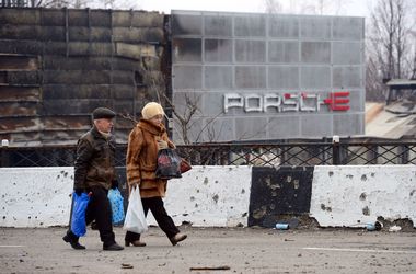 Переселенцы из Донбасса: "Мы не видим смысла возвращаться в Донецк"