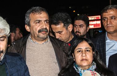 В Турции арестованы журналисты и главный редактор оппозиционной газеты