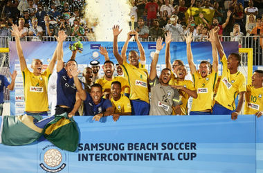 Бразилия выиграла Межконтинентальный кубок по пляжному футболу