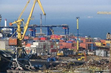 Портовые сборы в Украине упадут минимум вдвое - Омелян