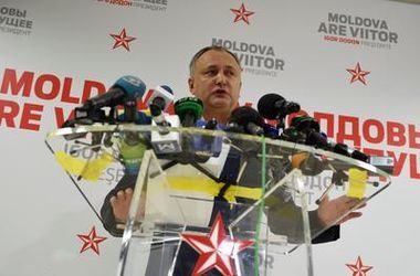 ЦИК официально признал победу Додона на выборах президента Молдовы