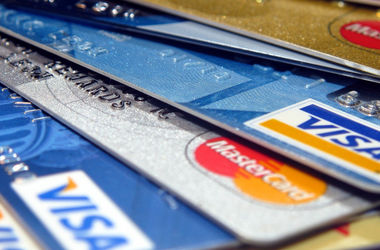 Россия может открыть дела на Visa и MasterCard