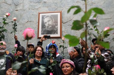 Сестра Фиделя Кастро не приедет на похороны брата