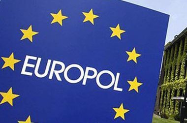 Экс-сотрудник "Европола" случайно "слил" в сеть информацию по международным расследованиям 