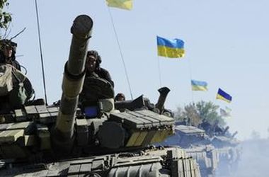 В районе Светлодарской дуги погибли пять украинских военных, шесть - были ранены