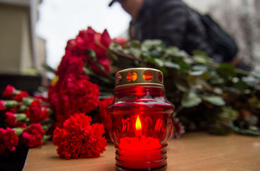 Крушение Ту-154: разговоры о теракте считают преждевременными, а к поискам погибших привлекут еще более тысячи военных