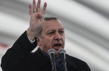 В Турции арестован хозяин столовой, который заявил, что никогда в жизни не заварит чай для Эрдогана