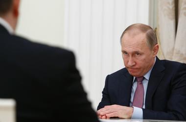 Путин согласился вывести часть войск из Сирии
