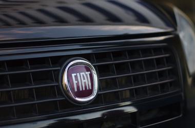 Акции Fiat обвалились после обвинений США