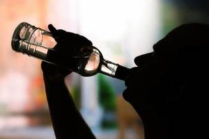 Ученые проверили, может ли алкоголизм передаваться по наследству