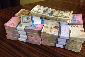 Полковника ГСЧС поймали на взятке в 820 тысяч гривен