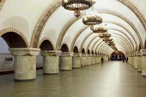 Особенности и новинки в метро Киева и мира: без туалетов и магазинов на станциях, зато с новой веткой на Троещину