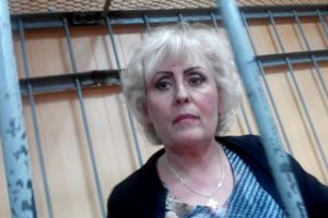 Суд оставил Штепу за решеткой за 2,5 часа до истечения срока ее ареста