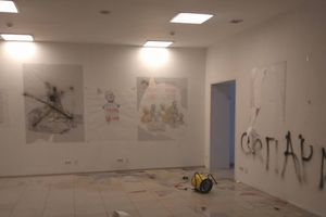 В Центре визуальной культуры в Киеве неизвестные устроили погром (18+)