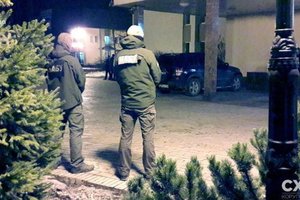 В Феофании сотрудники НАБУ задерживают Насирова