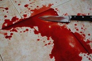 Подросток получил 12 лет за зверское убийство пенсионера в Херсонской области