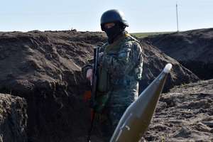 Ситуация на Донбассе: двое украинских военных погибли, 16 ранены