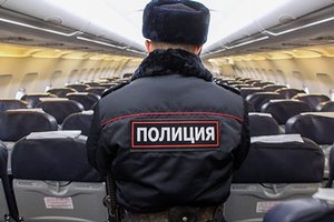Российским полицейским планируют запретить выезжать за границу – СМИ