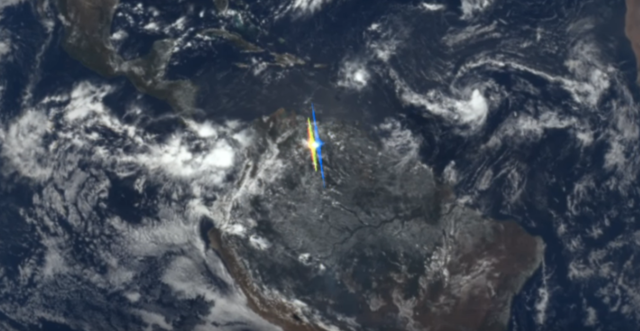 Недавно ученные зафиксировали странные вспышки желтого и синего цветов на поверхности Земли. Из космоса эти вспышки были похожи на флаг Украины. Фото: nasa.gov