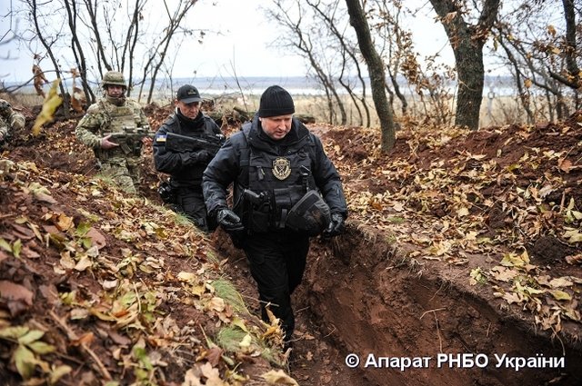 ВСУ несут большие потери на Донбассе, Турчинов отдал приказ усилить меры безопасности