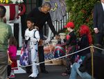 Барак и Мишель Обама отпраздновали свой последний Хеллоуин в Белом доме (фото,видео) 