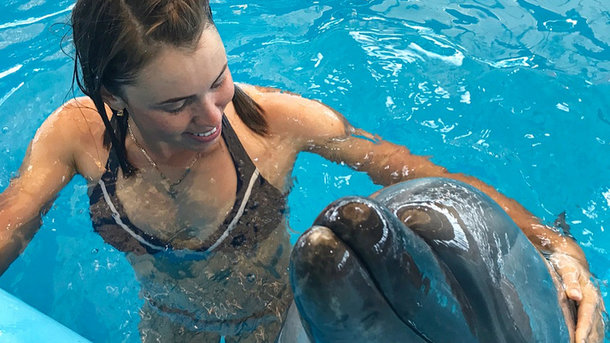 Надежда Писарева с дельфинами. Фото Instagram