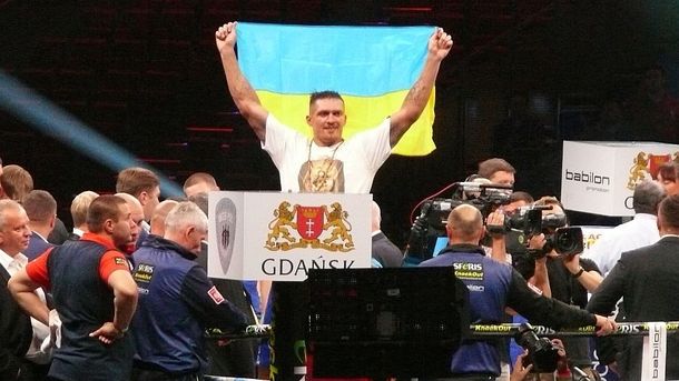Александр Усик - чемпион WBO в первом тяжелом весе. Фото boxing-mma.com