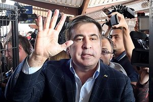 "Маски-шоу" в "Борисполе": пограничники передали Саакашвили его сына