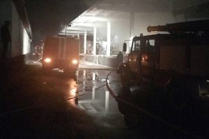 В Киеве ночью горел склад