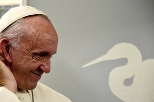 Папа Римский решил изменить молитву "Отче наш"
