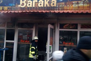 В центре Запорожья дотла сгорел фастфуд-ресторан