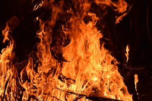 Два человека погибли в огне в Сумской области