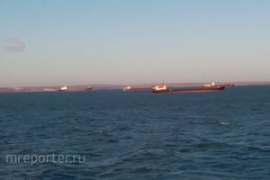 В Керченском проливе столкнулись два российских судна