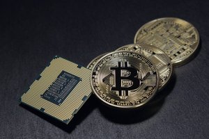 Курс Bitcoin обвалился ниже 9 тысяч долларов