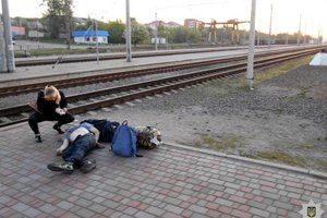 Охранник убил коллегу на перроне вокзала в Харьковской области