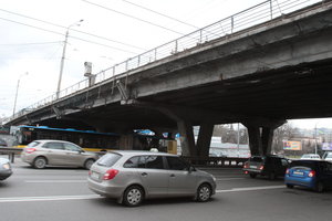Проверено на себе: как объехать ремонт на Шулявском мосте в Киеве
