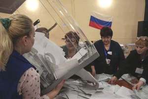 ЕС ввел санкции против лиц, причастных к российским выборам в Крыму – Порошенко