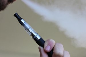 Зафиксирована первая смерть от электронной сигареты