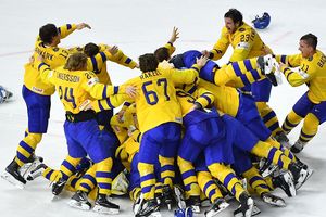 Шведы выиграли чемпионат мира по хоккею, по буллитам обыграв Швейцарию