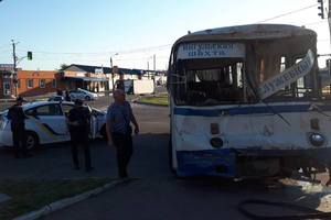 Под Кропивницким попал в аварию автобус с шахтерами: есть раненые