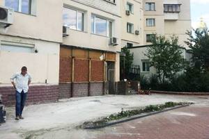 В Киеве снесут летние площадки кафе без разрешительных документов