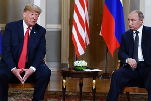 Переговоры Путина и Трампа с глазу на глаз затянулись