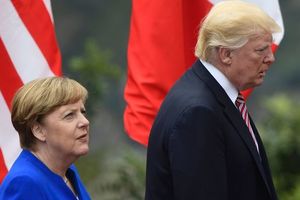 "Северный поток" – это полная катастрофа": Трамп резко осадил Меркель
