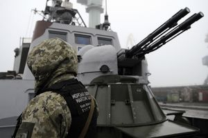 Оккупанты Крыма арестовали еще троих с захваченных украинских кораблей