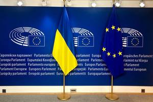 В Европарламенте призвали ЕС ввести целевые санкции против России за агрессию на Азове
