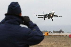 Россия стянула истребители на аэродром "Бельбек" вблизи Севастополя